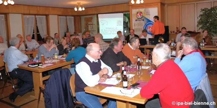 Mitglieder bei der Generalversammlung