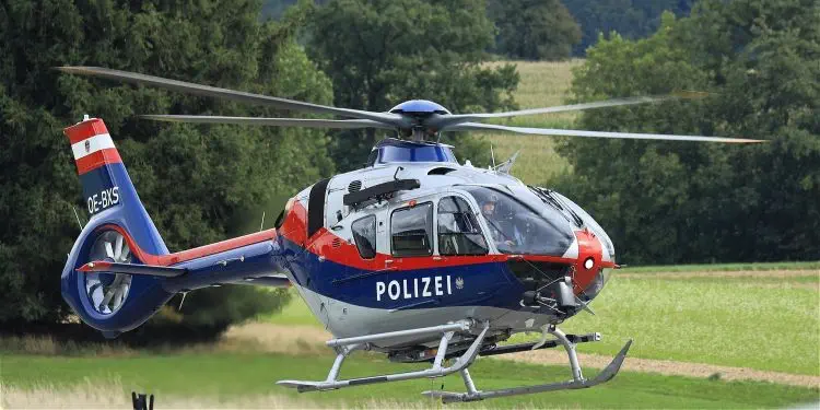 Östereichischer Polizeihelikopter