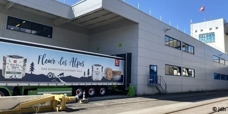 Werbung auf Sattelmotorfahrzeug